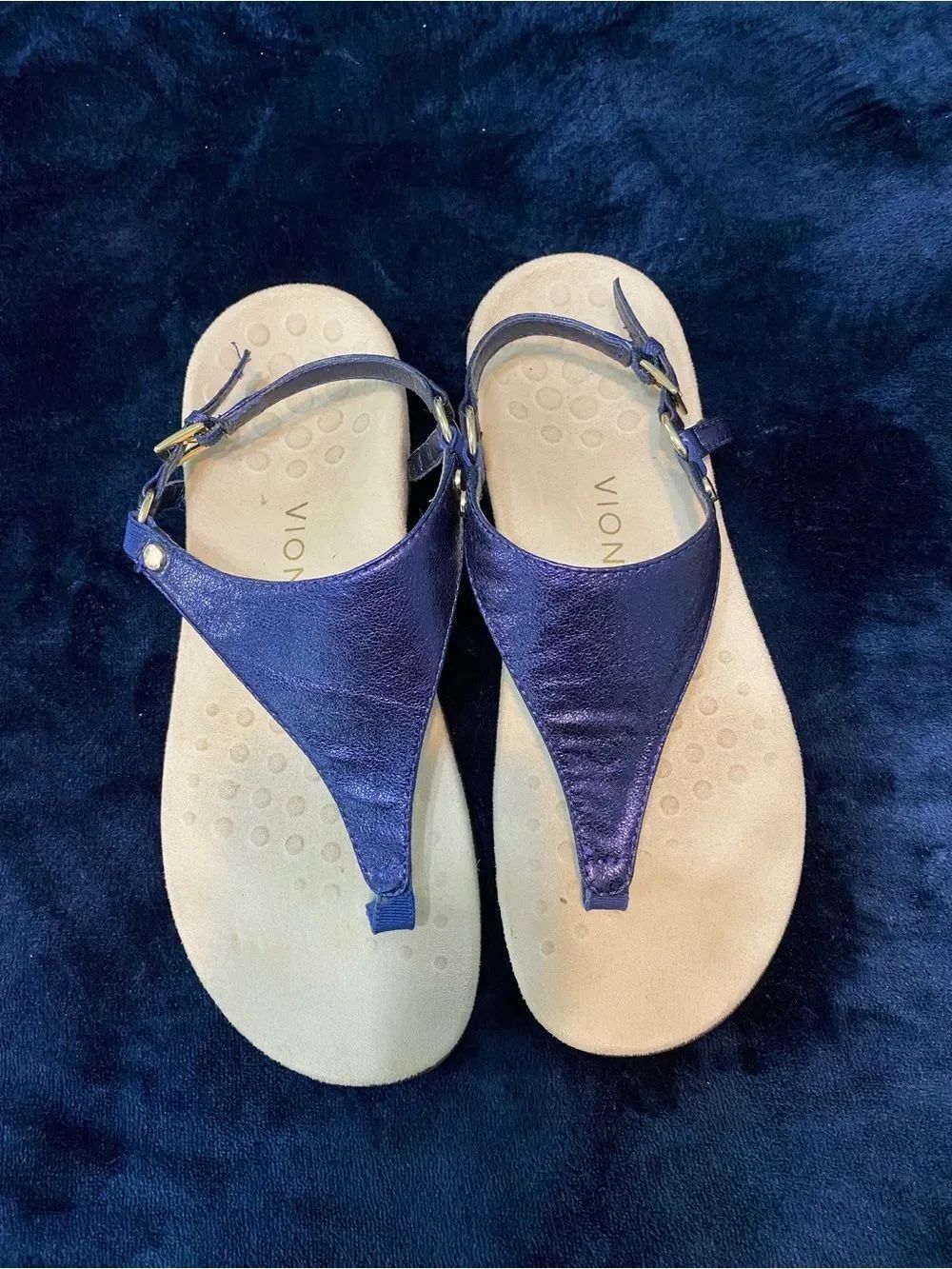 Vionic Kirra Metallic Blue Thong Leather Sandals Women’s Size 8.5